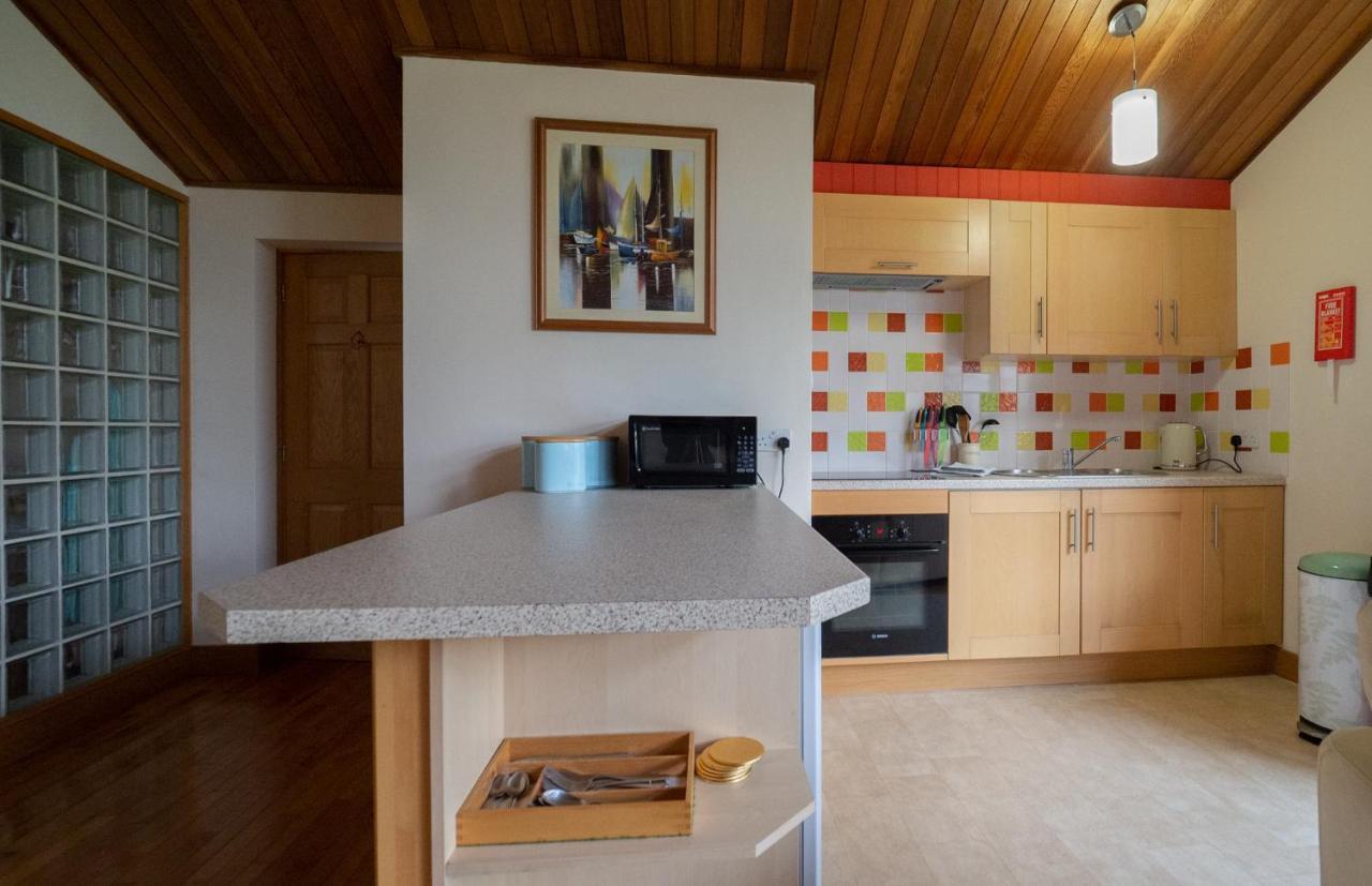 Surlingham Lodge Studio Large Family Cottage NWI Zewnętrze zdjęcie